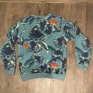 10 Deep Floral Crewneck Vintage